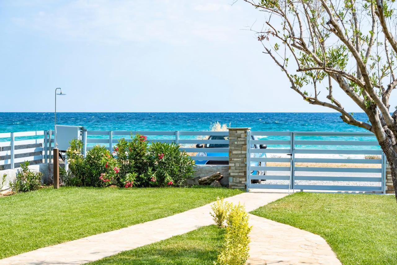 Azzurro Seafront Holiday home