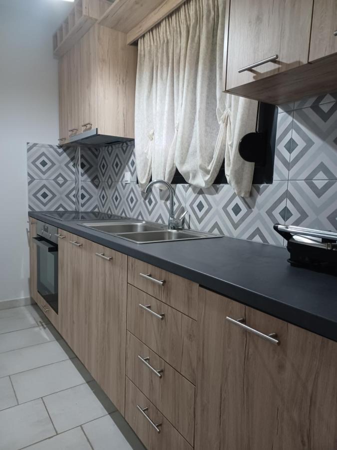 Melivia Luxury Apartment Nikiana