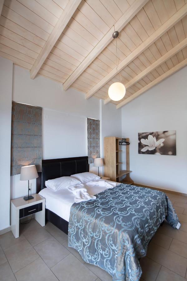 Aparthotel Rouda Village