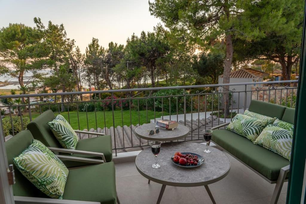 Seashell Luxury - 2 Apartment Lixouri