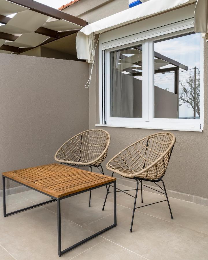 Azzurro Seafront Holiday home