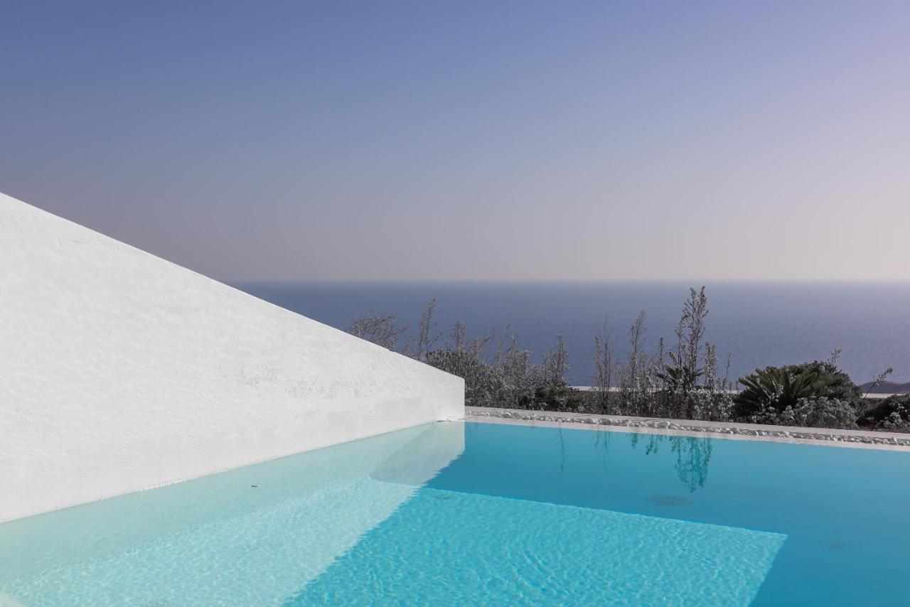 Amber Light 4* Imerovigli (Santorini)