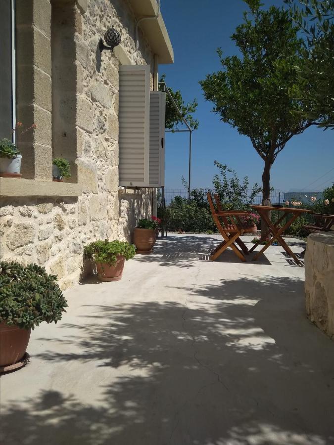 Margarita's Stone House Apartment Platanos (Chania)