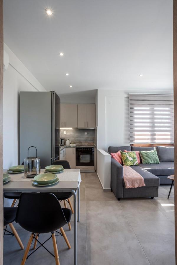 Apartment Lucid Dream Apt. |bozinis *
