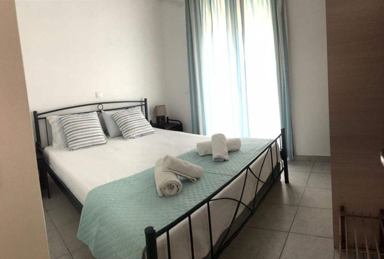 Apartment Retreat In Drosia - For 3