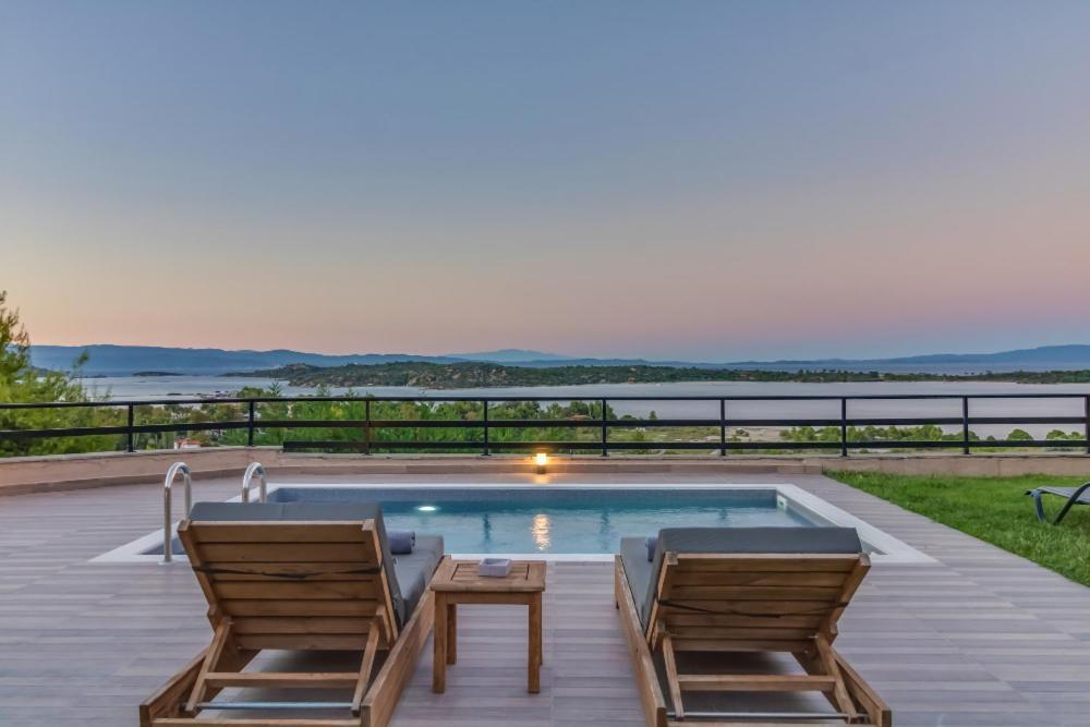 Sea View Villas * Vourvourou