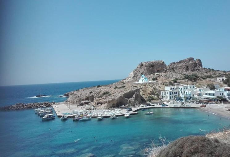 Arkasa Karpathos Seafront Paradisos Apartment Foinikion