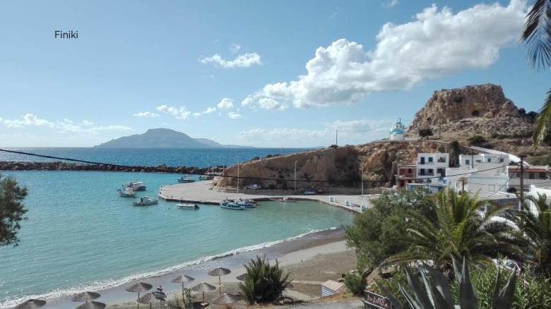 Arkasa Karpathos Seafront Paradisos Apartment *