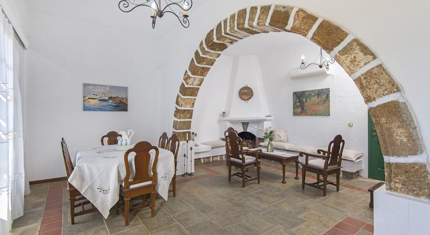 Hotel Theofilos 4*