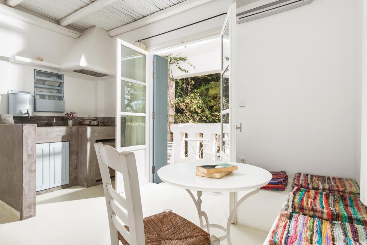 Thalassitra Village 2* Adamantas (Milos)