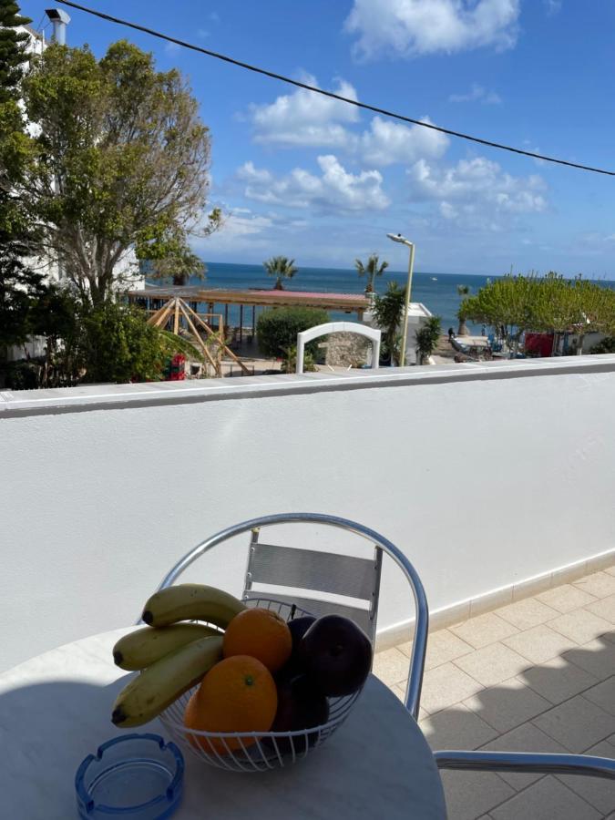 Bay View Apartment *