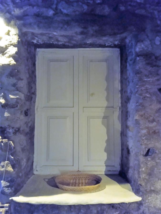 Pyrgi Artemis Place Mykonos Town