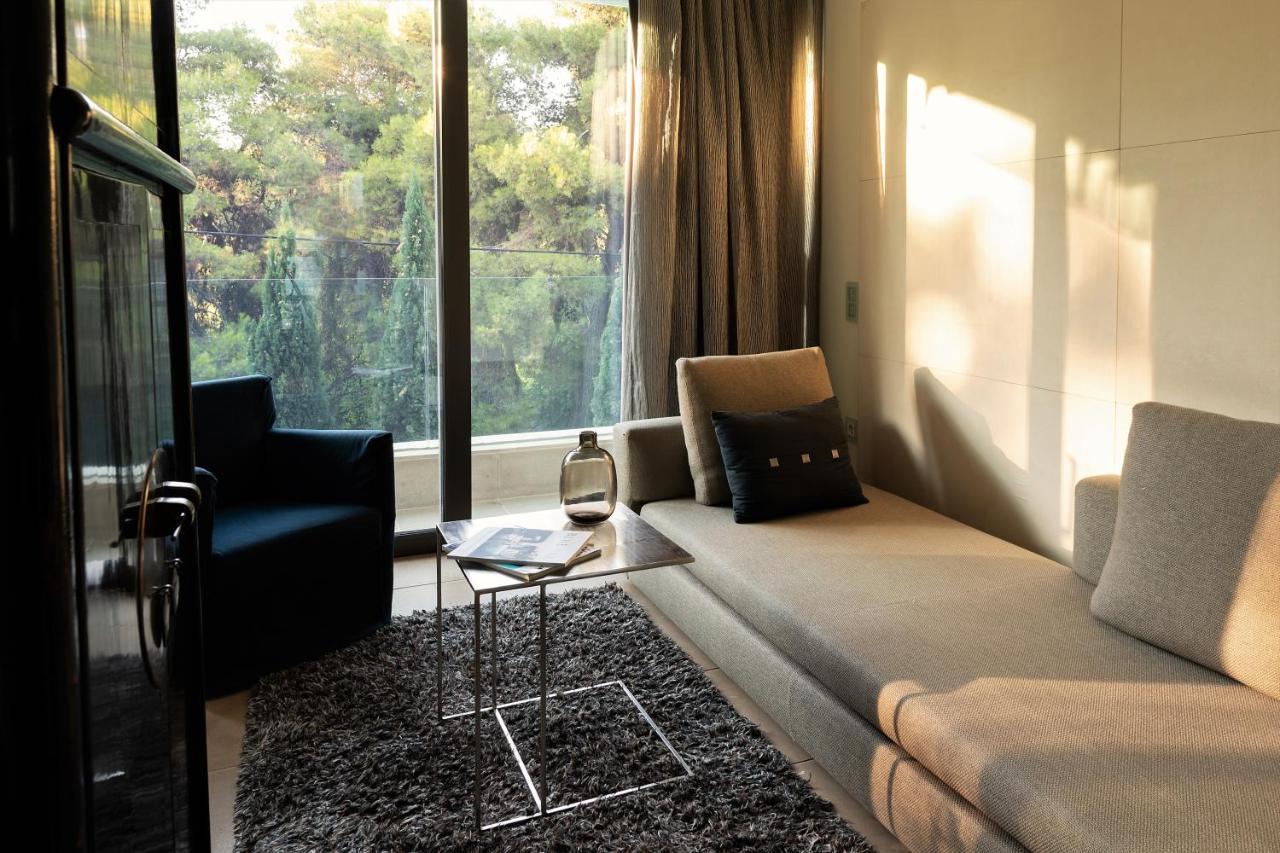 Life Gallery Hotel
