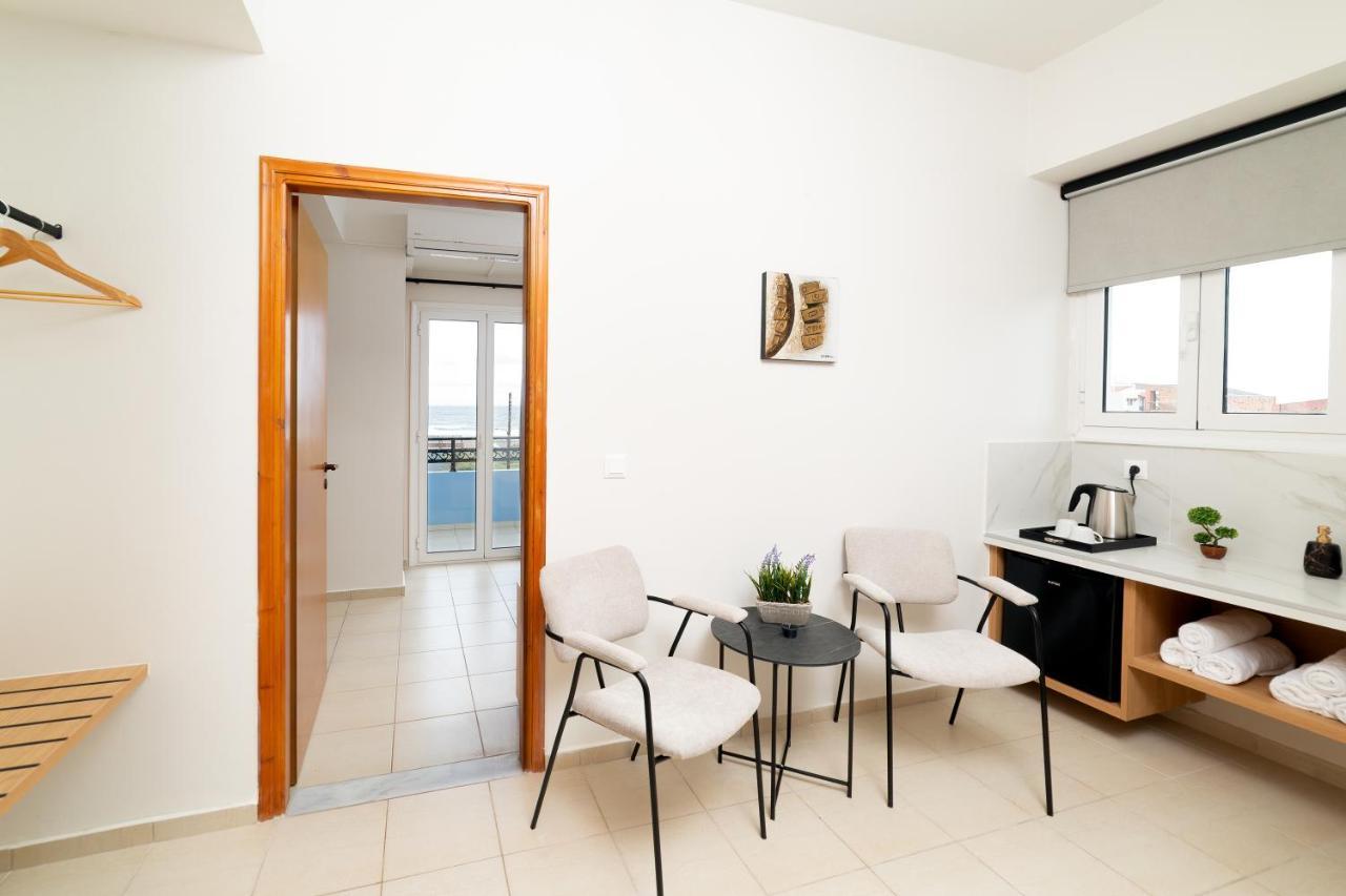 Emi Seaside Apartment