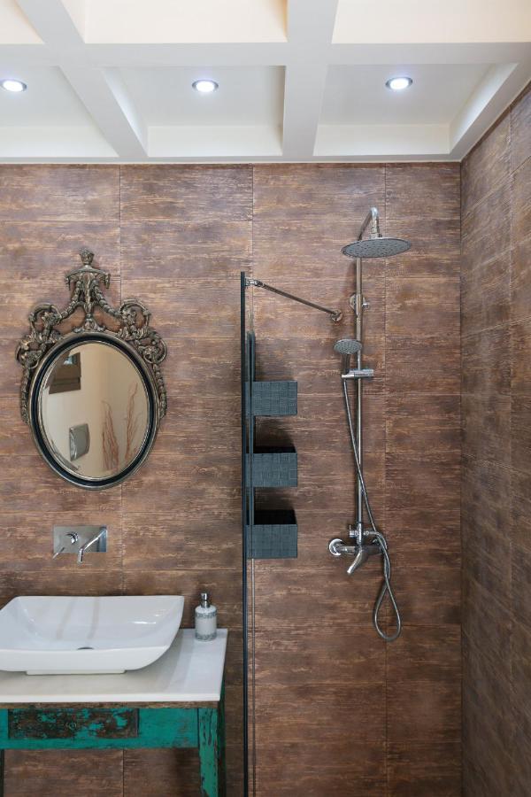 Family Ellis With Private Pool 200m To The Walking Distance To The Amenities