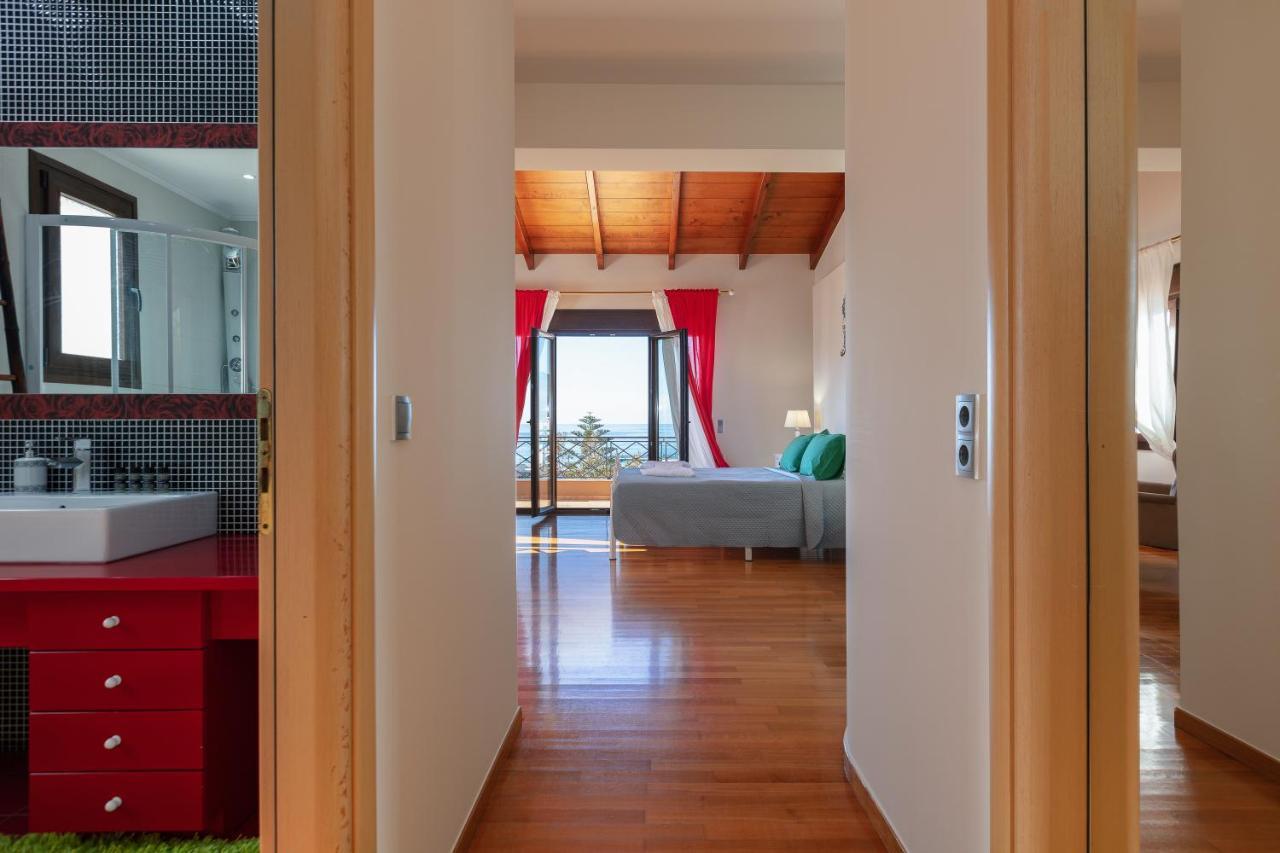 Family Ellis With Private Pool 200m To The Walking Distance To The Amenities Plakias