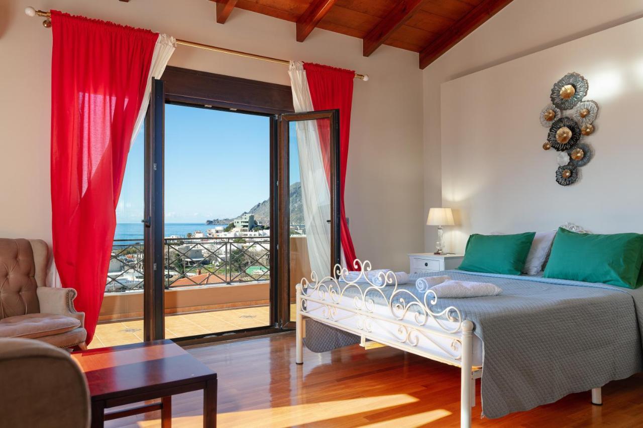 Villa Family Ellis With Private Pool 200m To The Walking Distance To The Amenities