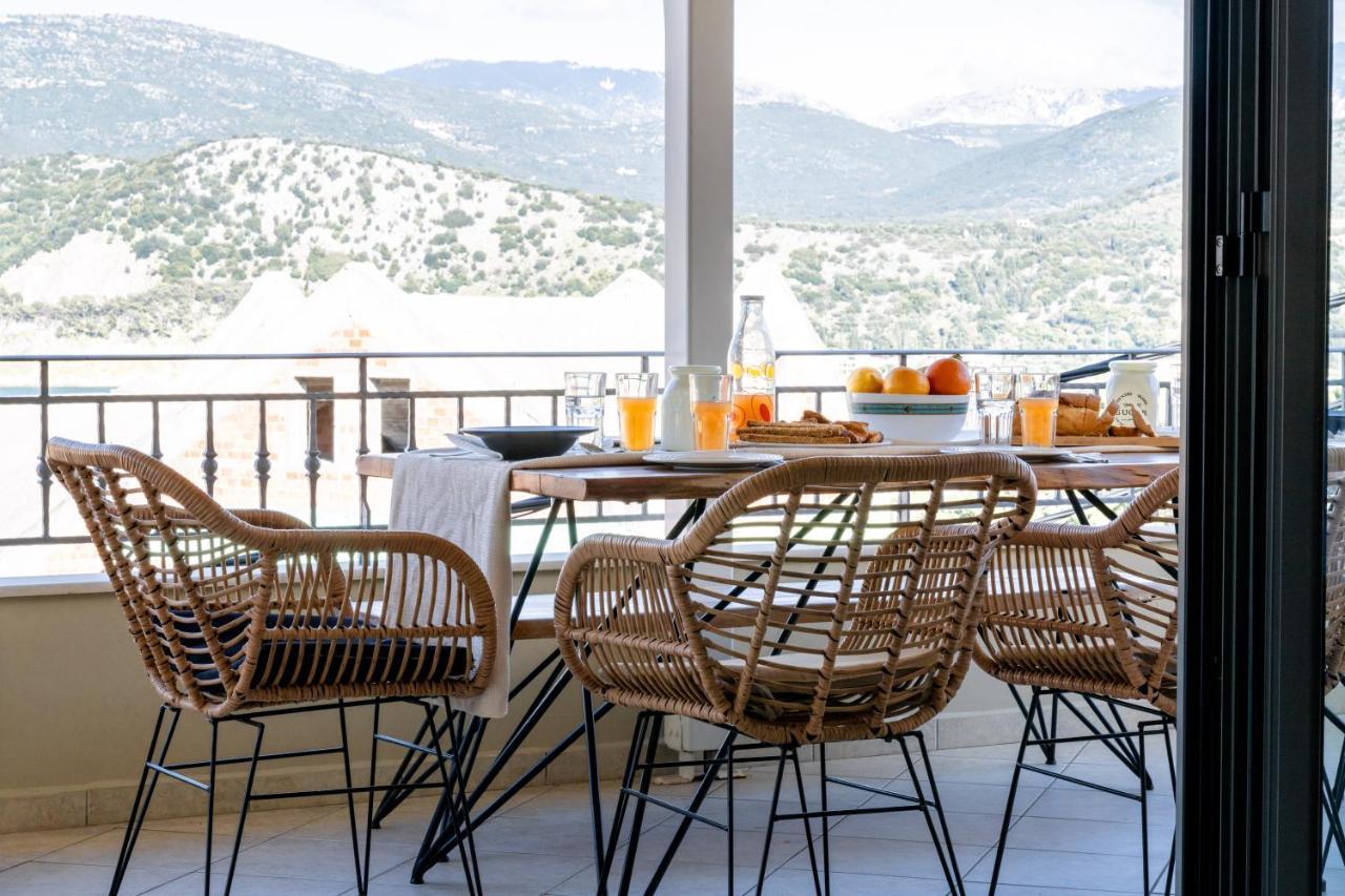 Cielo Alto Penthouse - 4 Bedrooms, Sleeps 10 * Argostoli (Kefalonia)