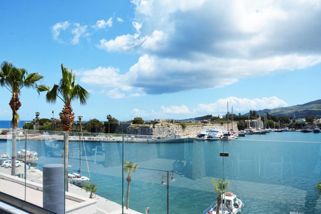 Hotel Kosta Palace 4*