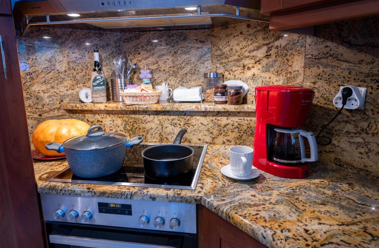 Cielo Alto Penthouse - 4 Bedrooms, Sleeps 10 Apartment Argostoli (Kefalonia)