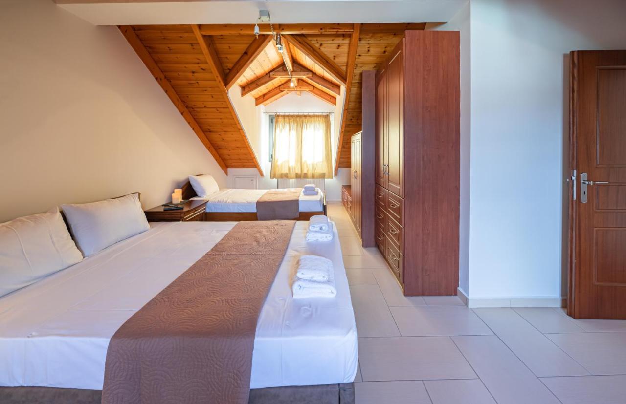 Cielo Alto Penthouse - 4 Bedrooms, Sleeps 10 Apartment Argostoli (Kefalonia)