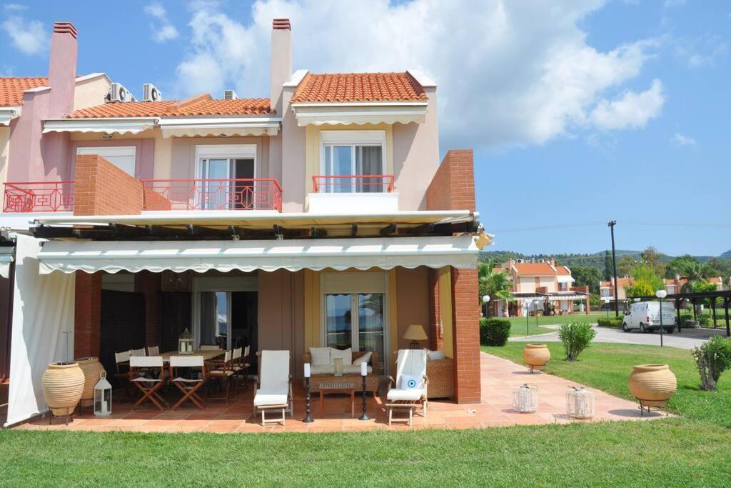 Villa The Absolute Beachfront *