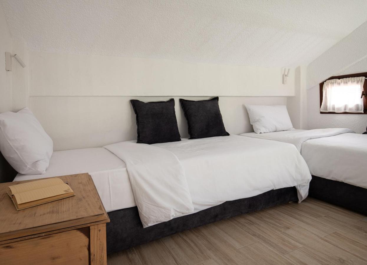 Iphigenia Apartment