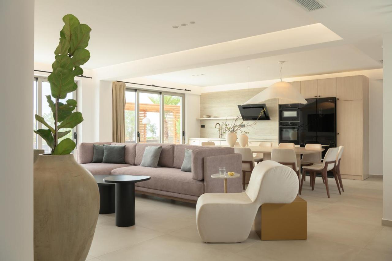 Villa Nos Duos Villa, A Spectacular Beachfront Escape, By Thinkvilla *