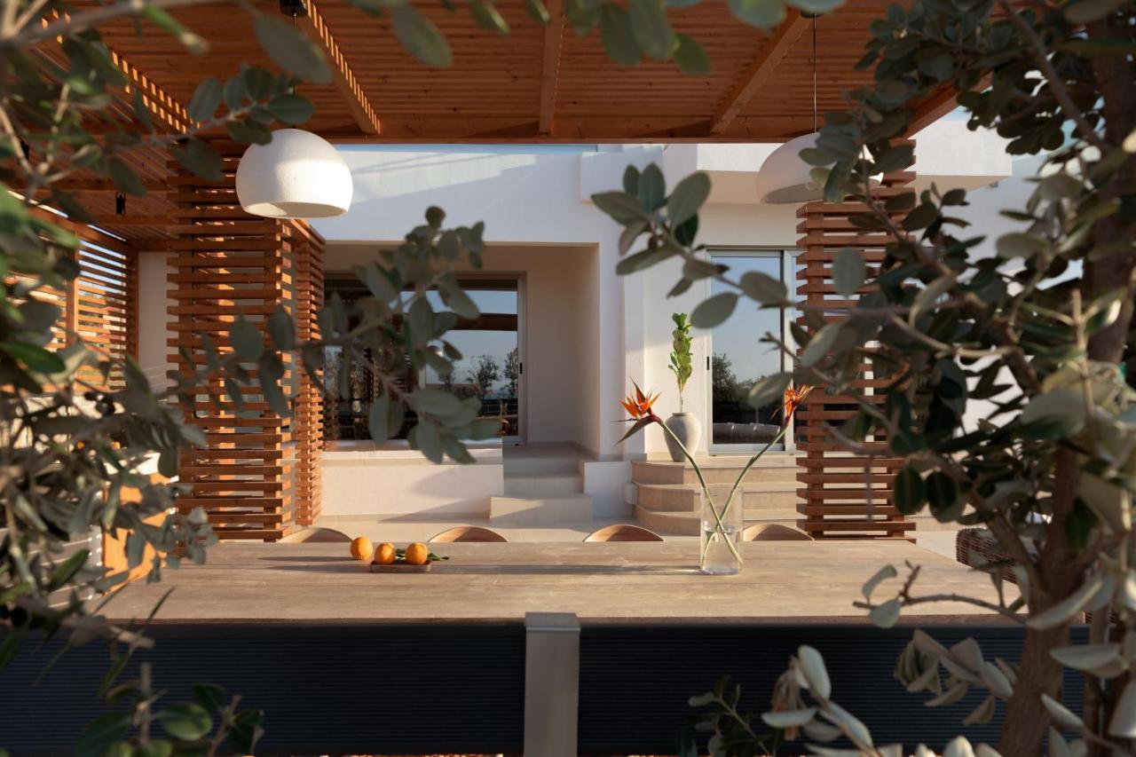Nos Duos Villa, A Spectacular Beachfront Escape, By Thinkvilla Villa Panormos (Crete)