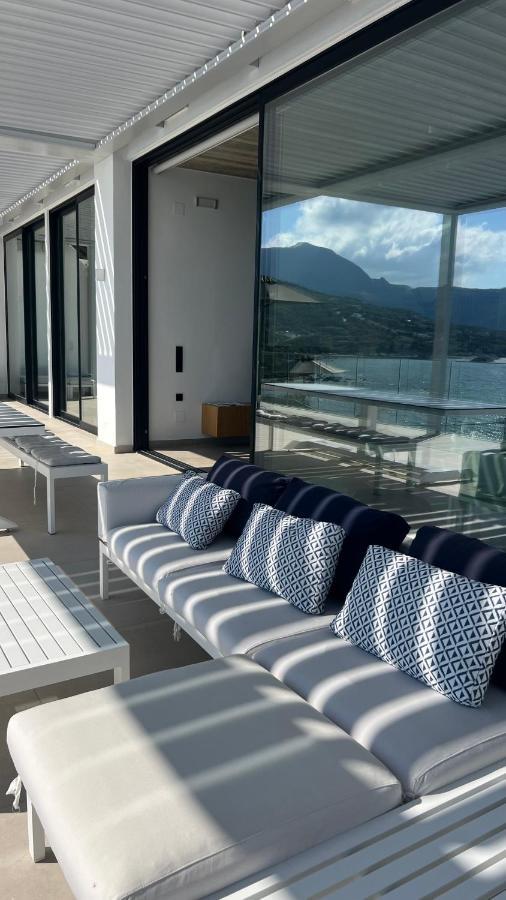 Villa Nostos Beachfront Sea View Privet Pool