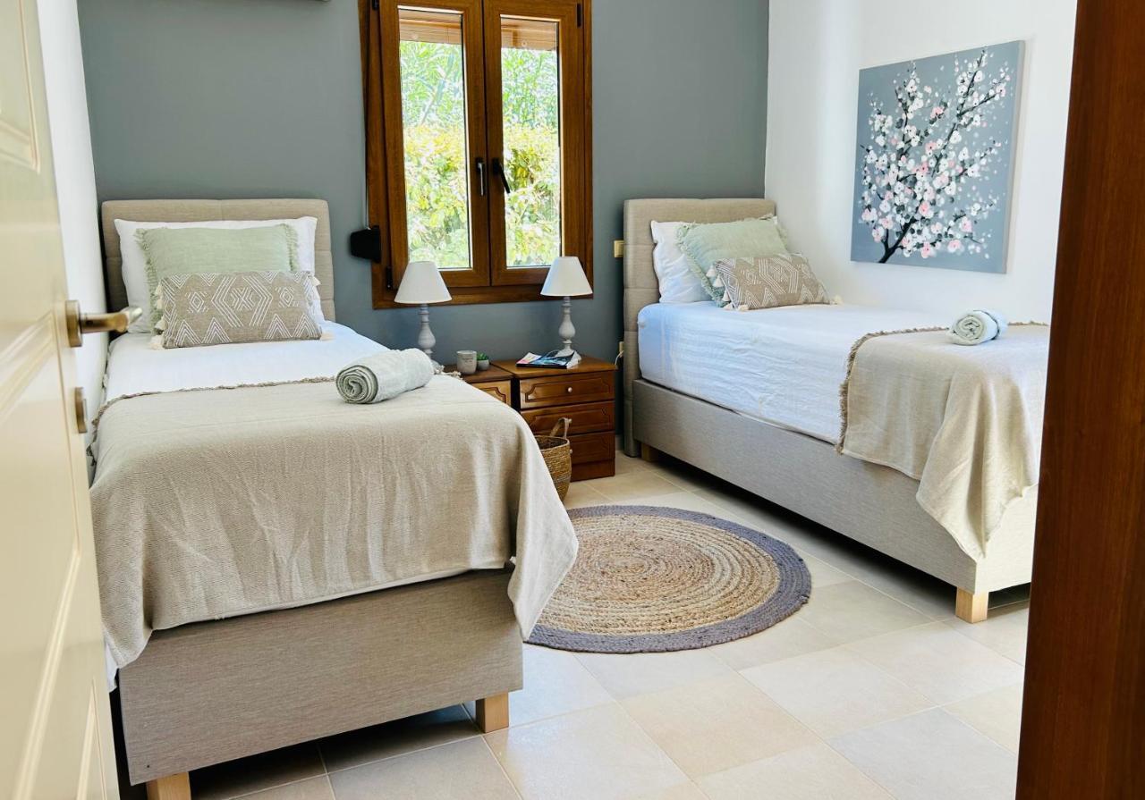 Villa Kiki's Seaview *