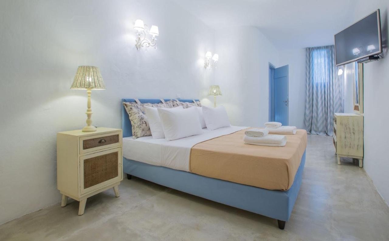 Grand Villa With Sea View And Private Pool Up To 8 Persons Apv Golden Beach Paros