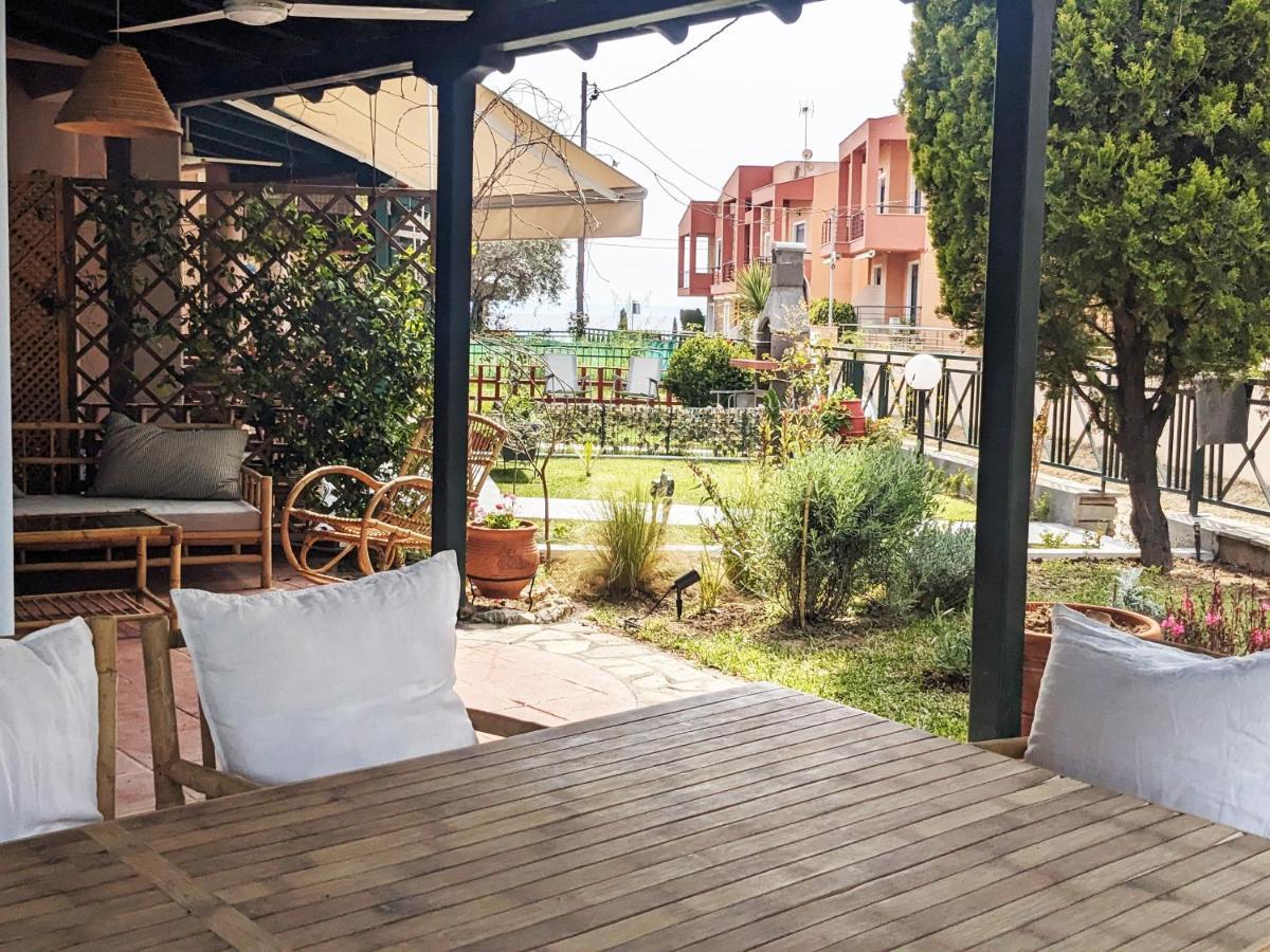 Holiday home Blue House 30m From The With Sea View Nikiti (Sithonia)