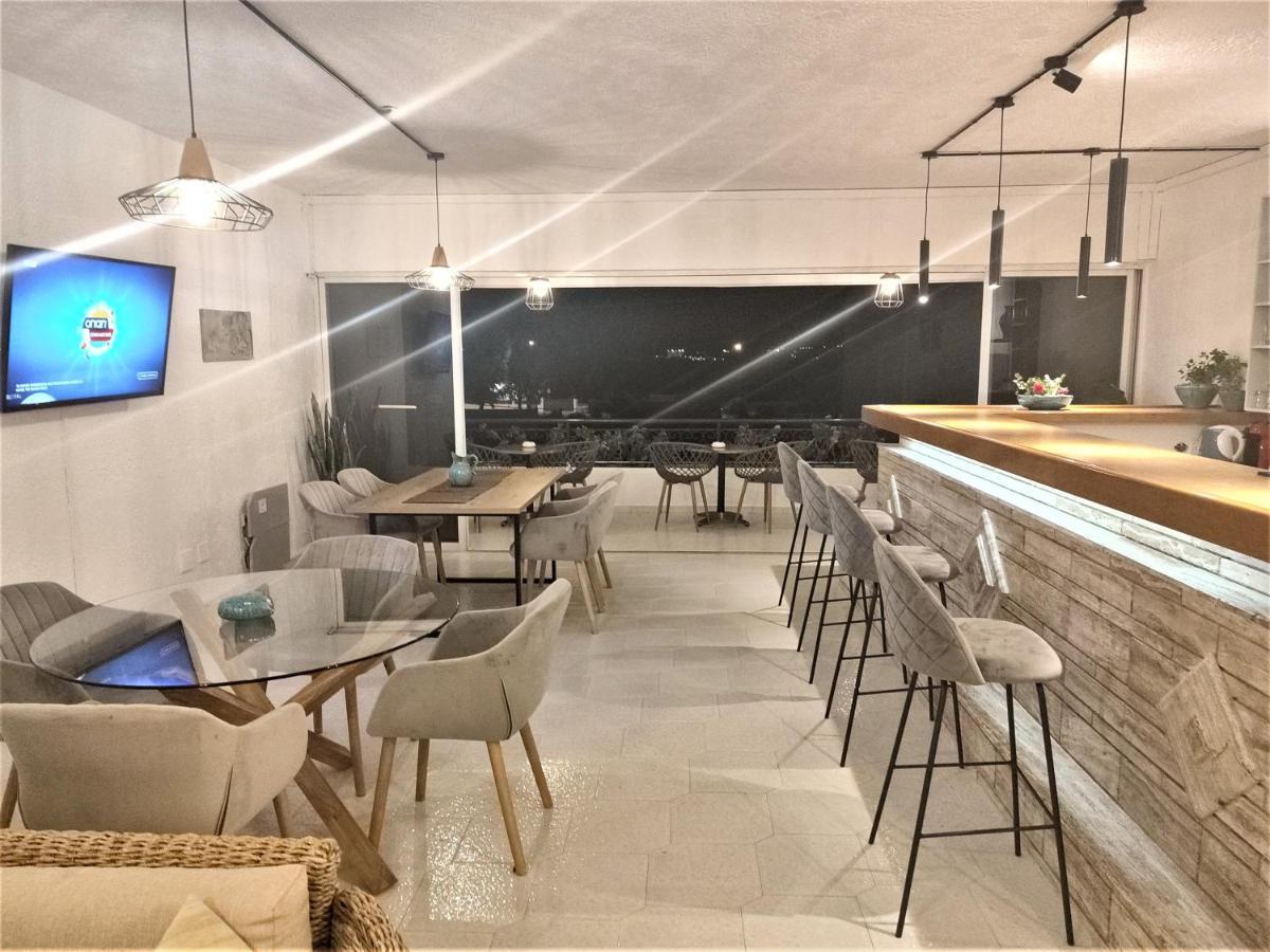 Christiana Aparthotel