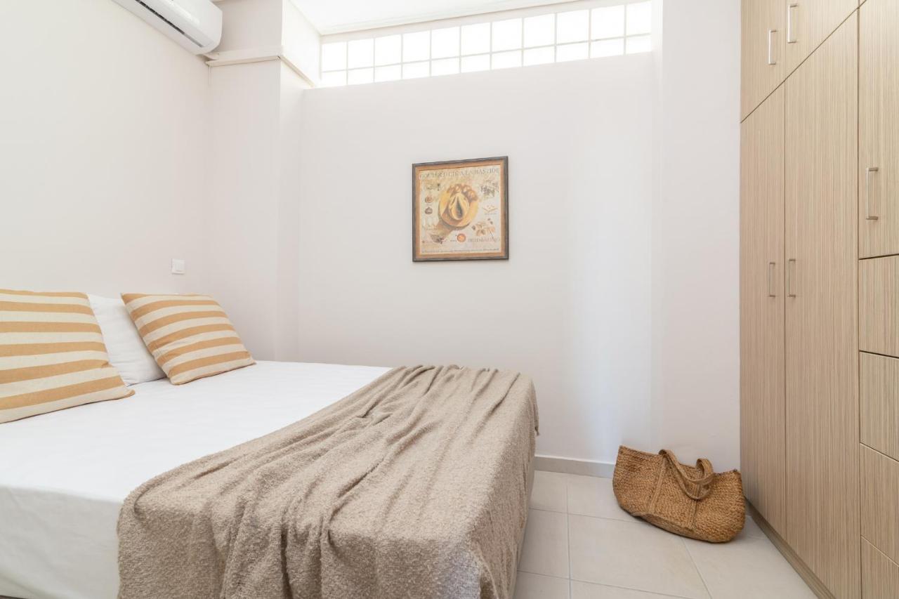 Phoenix Apartment *