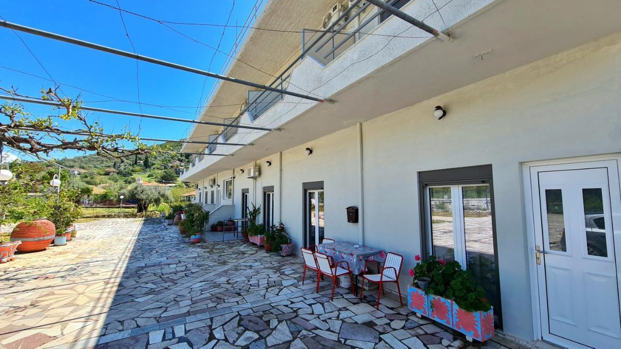 Amarandos Studios - & Marantochori