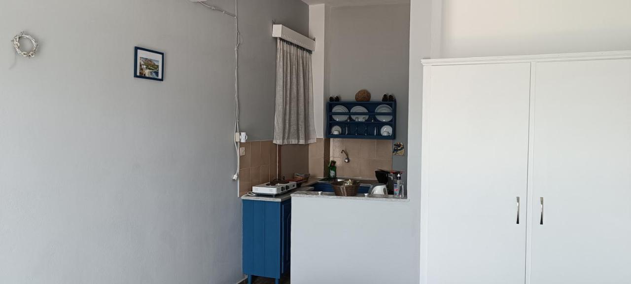 Apartment Fotini Emborios