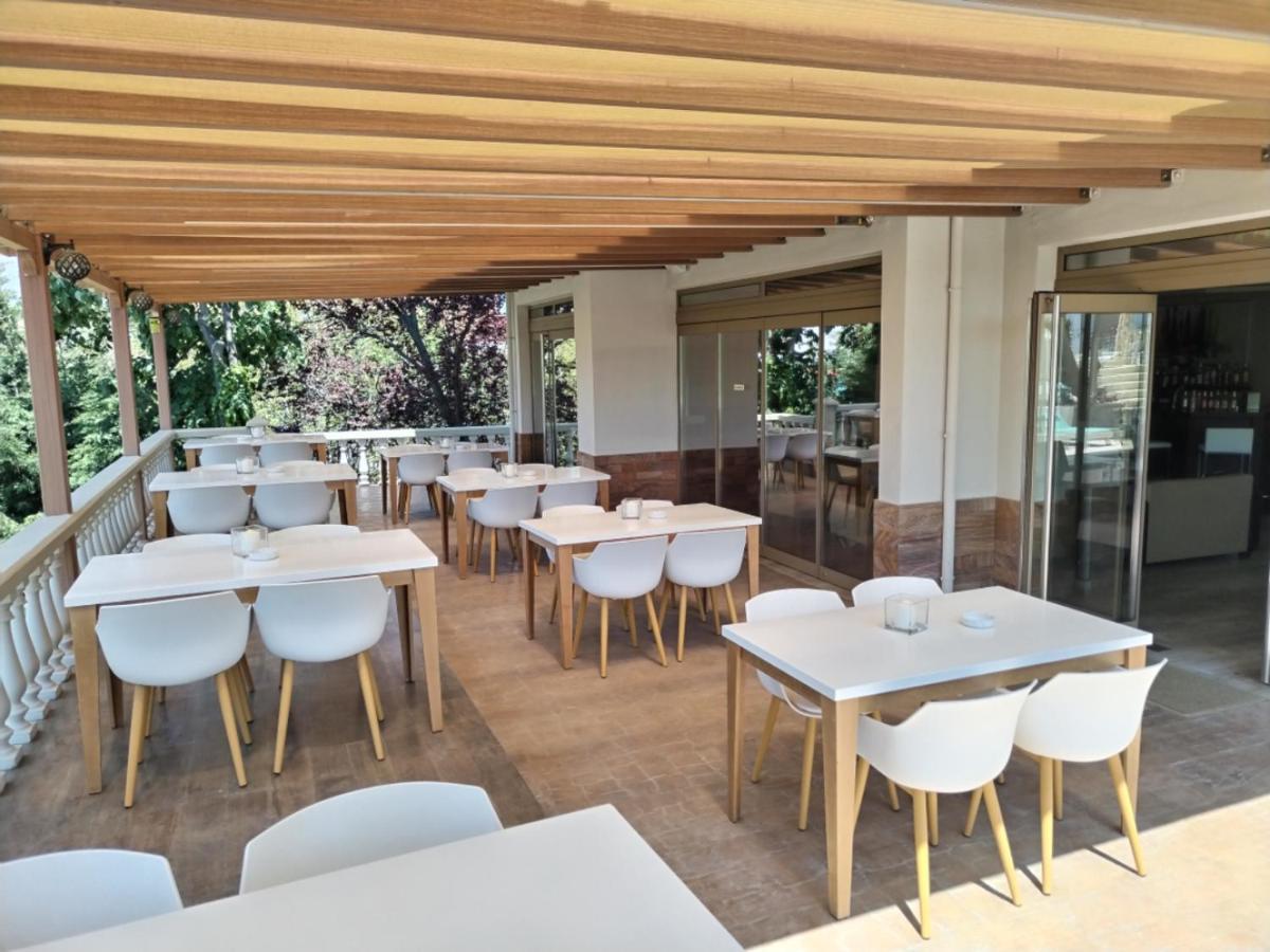 Garden Aparthotel