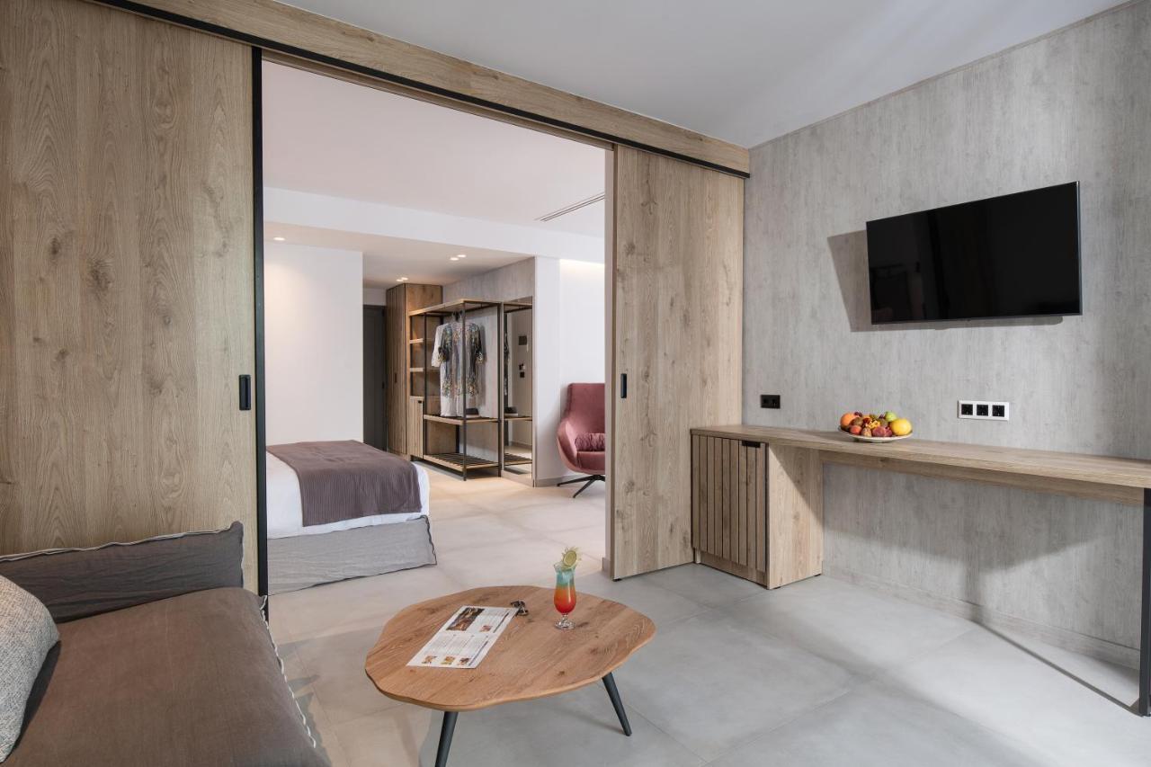 Lagomandra Beach Hotel Hotel