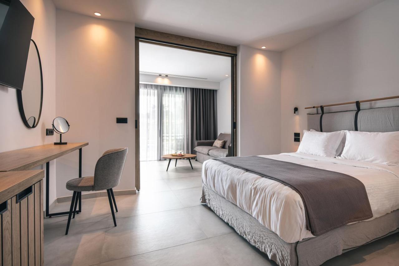 Lagomandra Beach Hotel Lagomandra