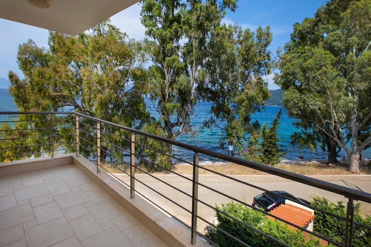Apartment Eucalyptus Sea View Karavomylos