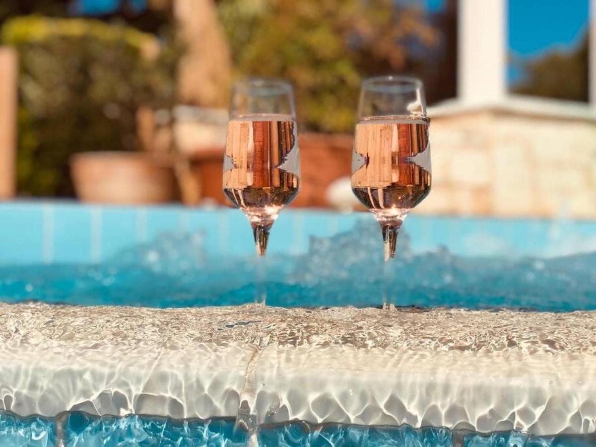 Summer Lagonissi Villa *