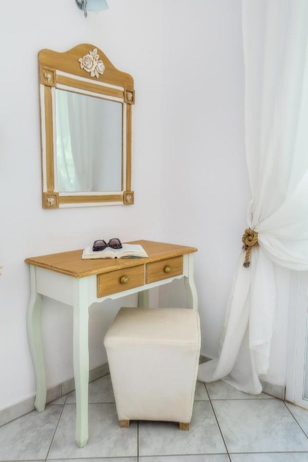 Apartment Studios Suzanna Potos
