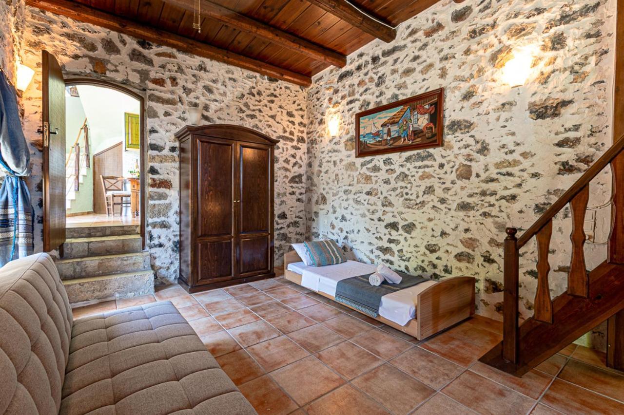 Villa Elia Woodstone Elia (Crete)