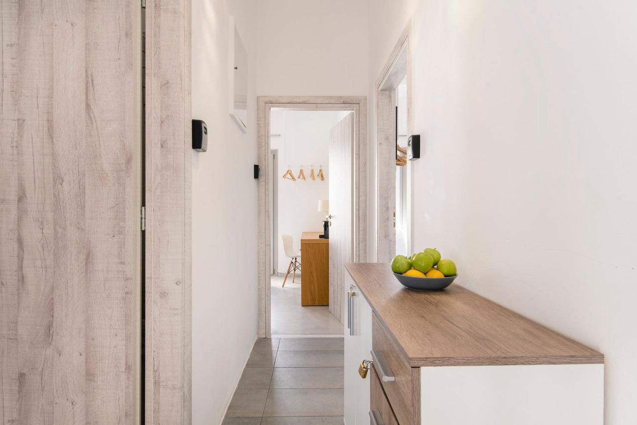 Afluencia Complex No 4,5,6 * Naousa (Paros)