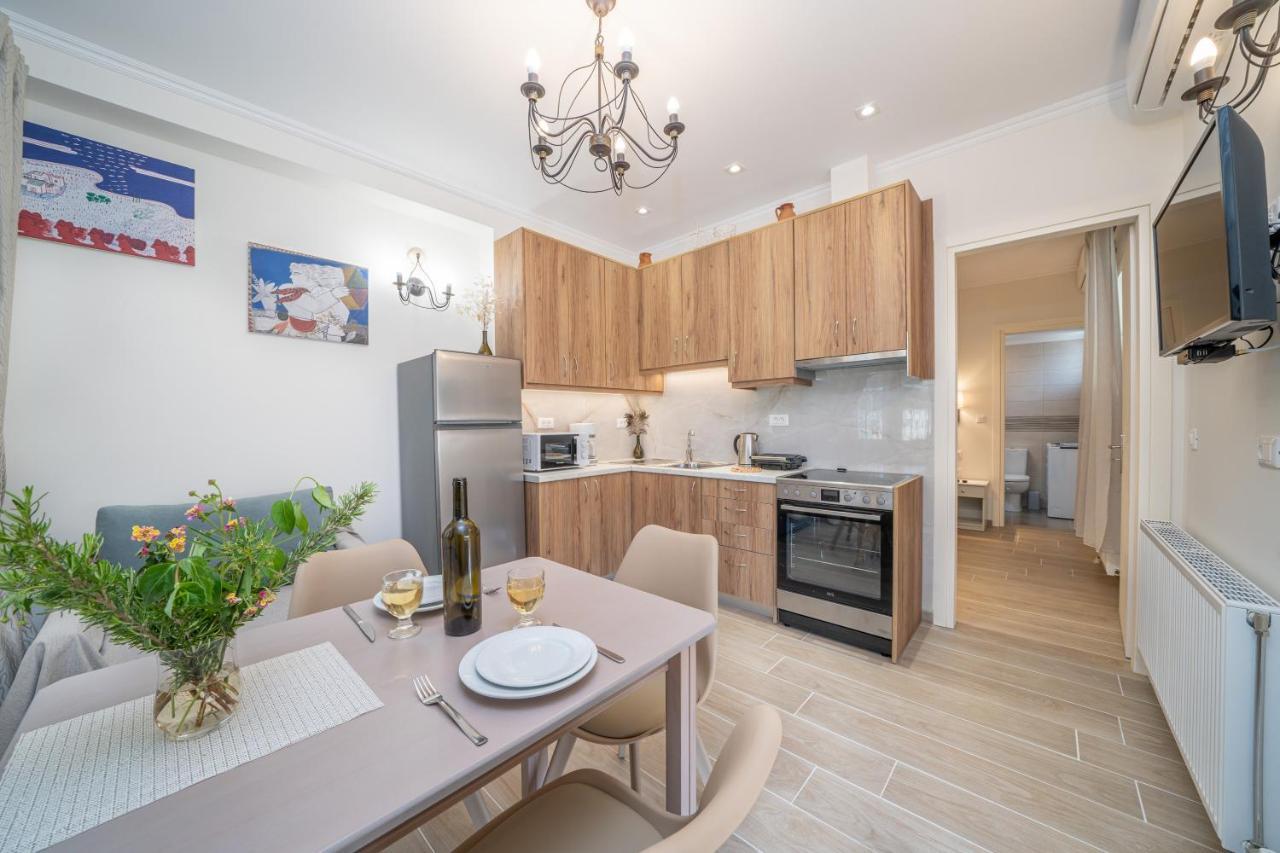 Ilias Apartment *
