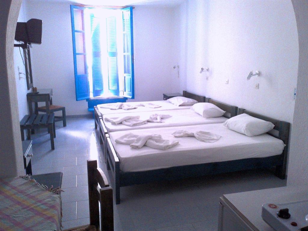 Pelagos Aparthotel 3*