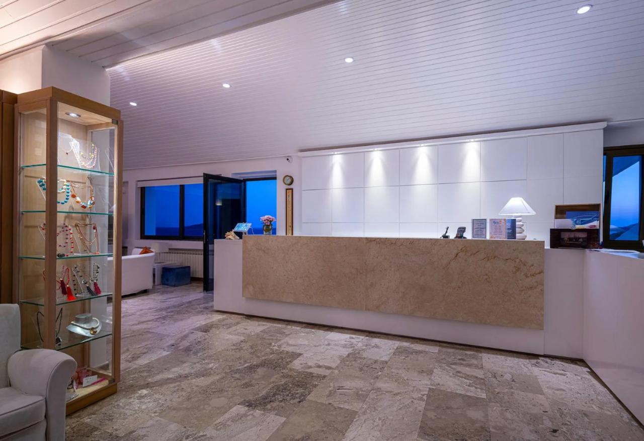 Hotel Perrakis 3*