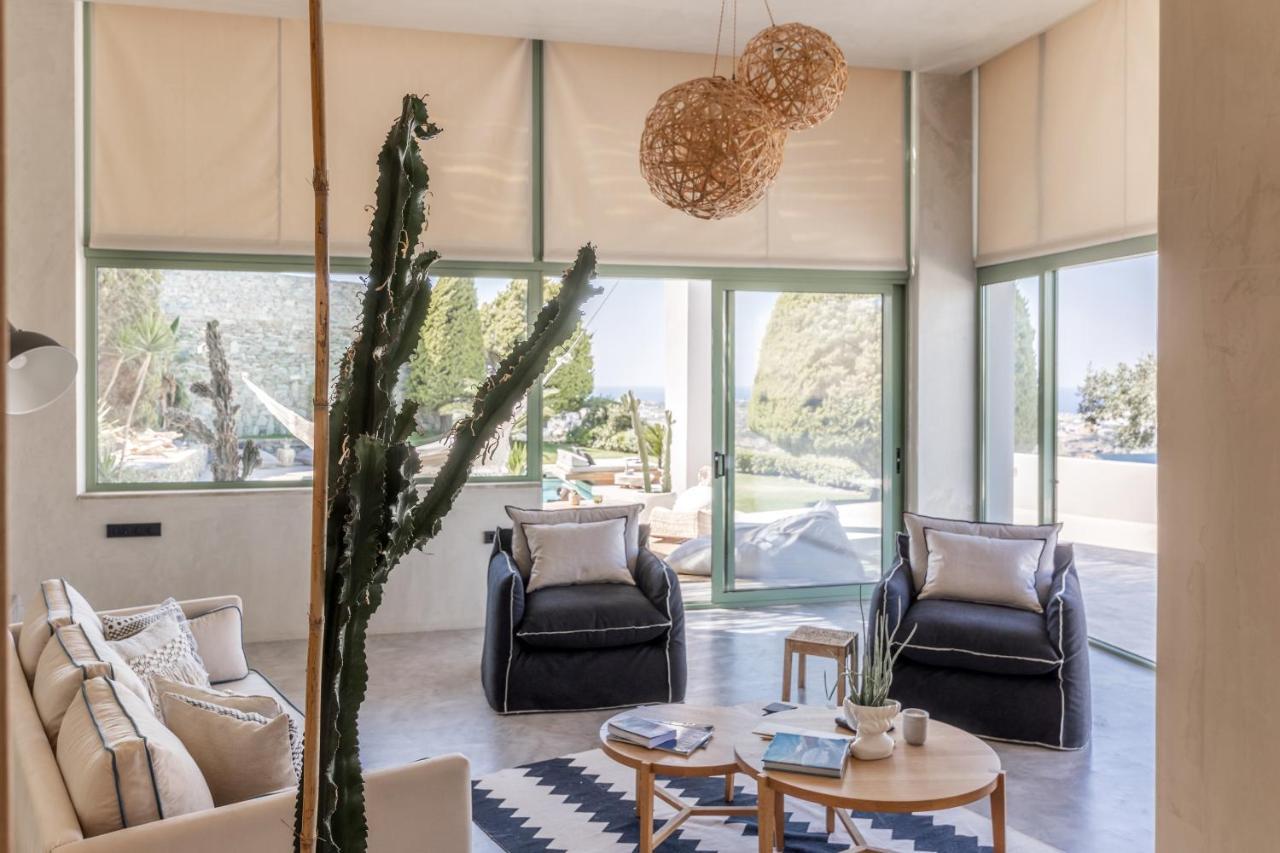 Mama La Roosa Luxury Retreat