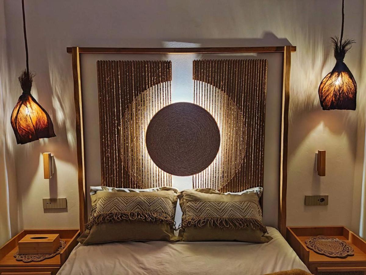 L A Boutique With Private Hot Tub Apartment